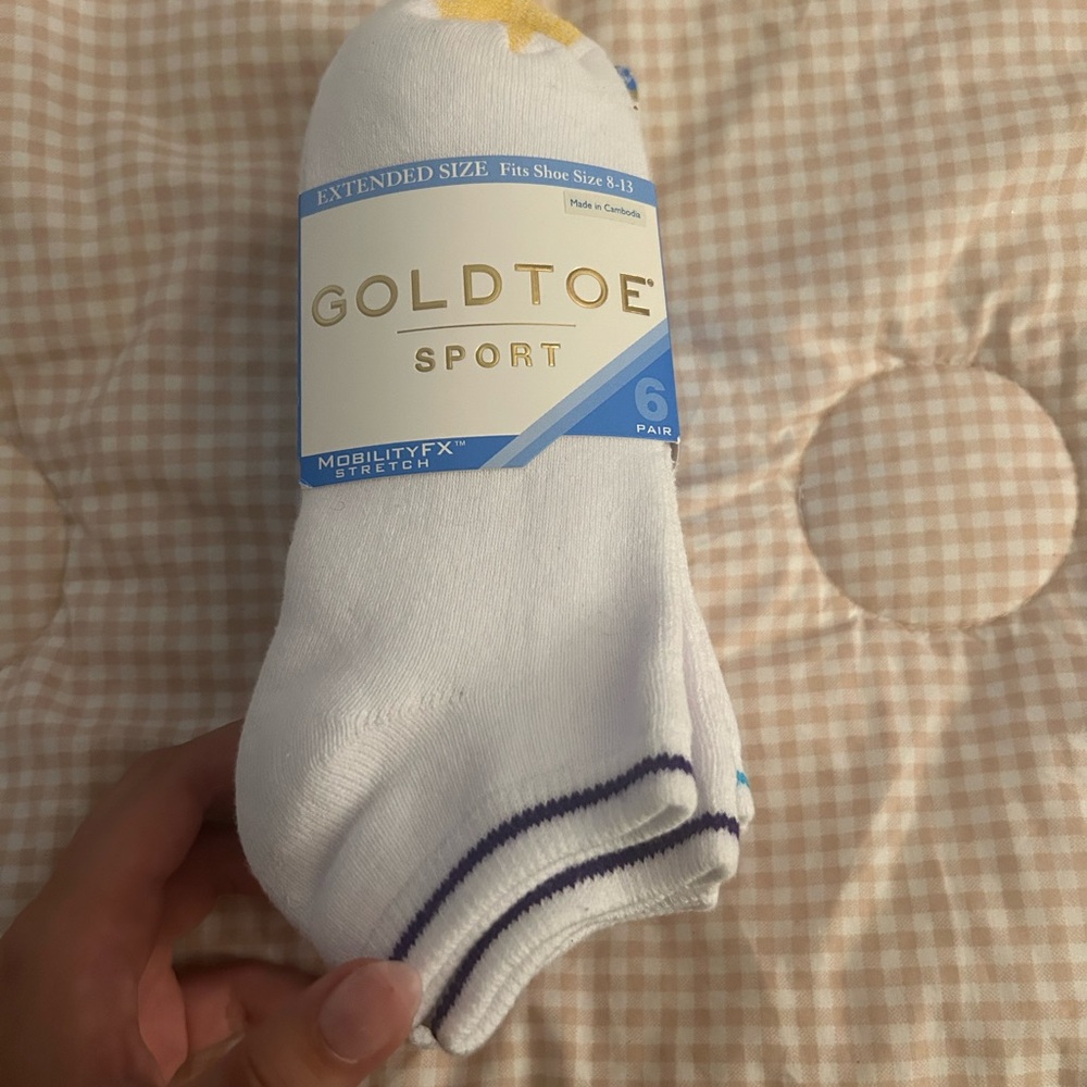 Gold Toe women’s White Socks